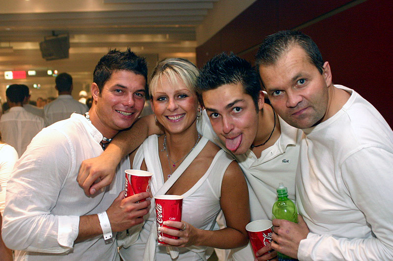 SENSATION WHITE - Sobota 2. 6. 2007